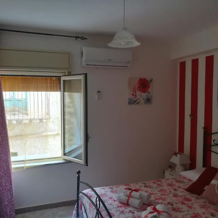 ラスカリ Cristian 'S Houseヴィラ エクステリア 写真